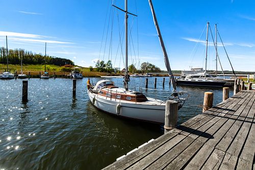 Zeilschepen in de haven van Seedorf bij Sellin, Rügen