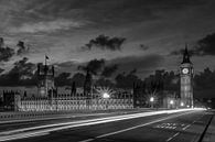 Nachtansicht aus London Westminster | Monochrom von Melanie Viola Miniaturansicht