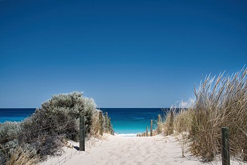 Naar het strand lopen