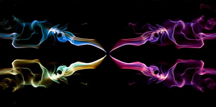 Fantaisie dans la fumée, fumée colorée. par Gert Hilbink