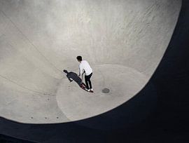 Concrete Moon by LinaGeorge