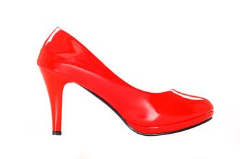 Rood gelakte hoge hak