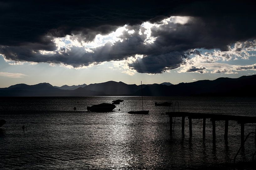 Dunkle Wolken von Wytze Plantenga