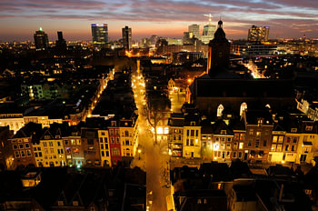 Vue de la tour du Dom d'Utrecht vers la Zadelstraat