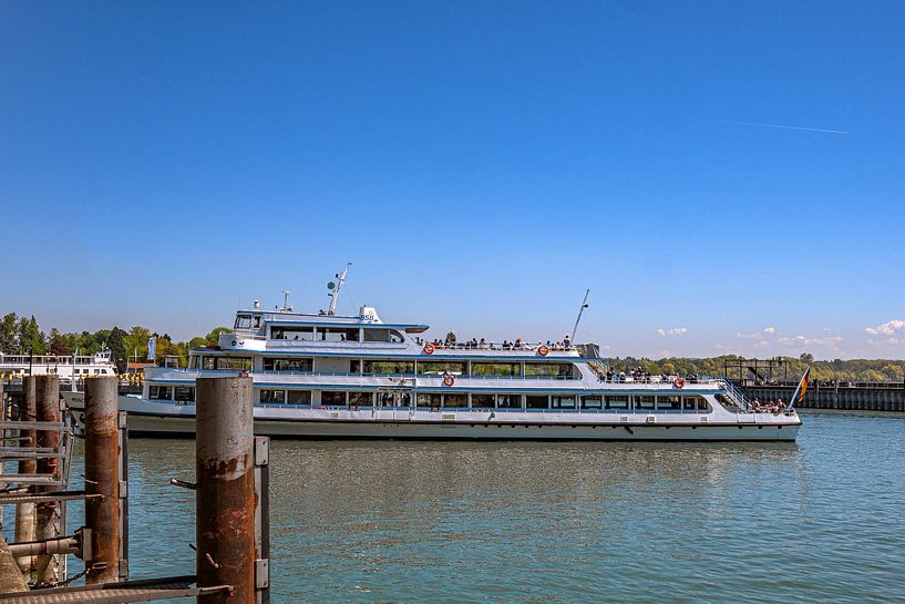 Bade-Wurtemberg : MS Stuttgart à Friedrichshafen sur le lac de Constance par Photoart-Naegele