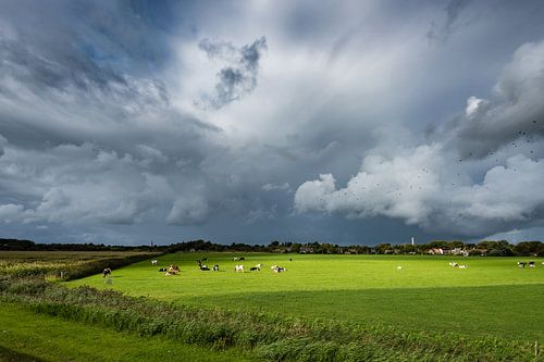 Ein Regensturm über Schiermonnikoog von John Verbruggen