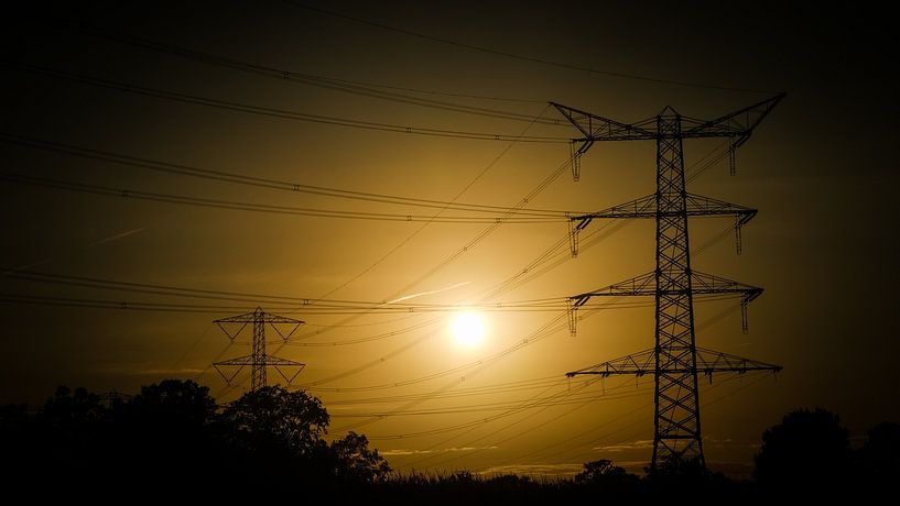 Sunset Usseler Es by P Hogeveen