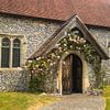 Jolie petite église à East Dean, Angleterre sur Nynke Altenburg