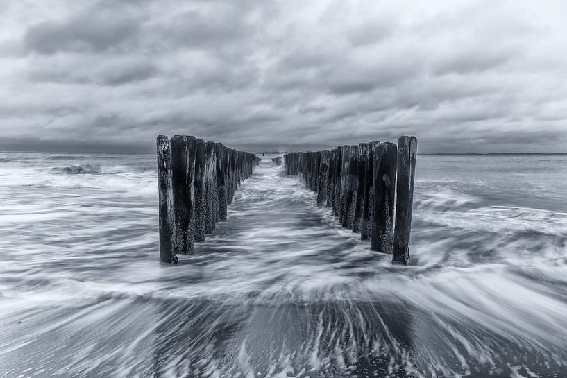 Beweging aan Zee (2) van Henk Verstraaten