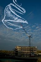 Zeedieren (Grootbekaal uit de diepzee) in de lucht - combinatie van een foto met illustratie van wit krijt