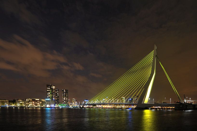 Rotterdam by night. von Tilly Meijer