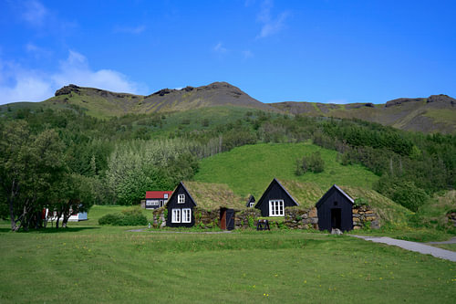 Skógar open-air museum - peat houses in harmony with the landscape