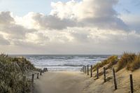 Strand, zee en zon op een stormachtige avond!