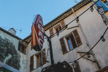 French ambience with 'Tabac' sign and mood lighting