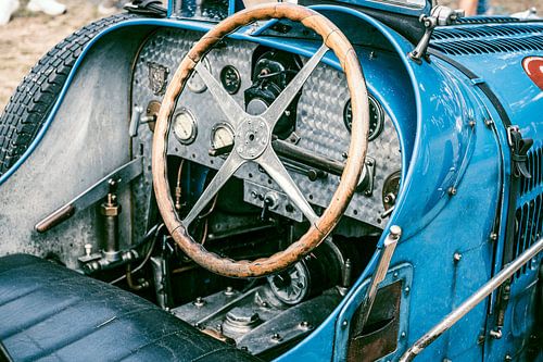Bugatti Type 35 Grand Prix klassieke raceauto dashboard