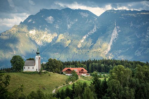 Kerk en hotel in Zuid Duitsland.
