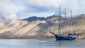 Großes Schiff Barkentine Antigua