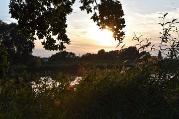 Zonsondergang op de rivier van Marcel Ethner