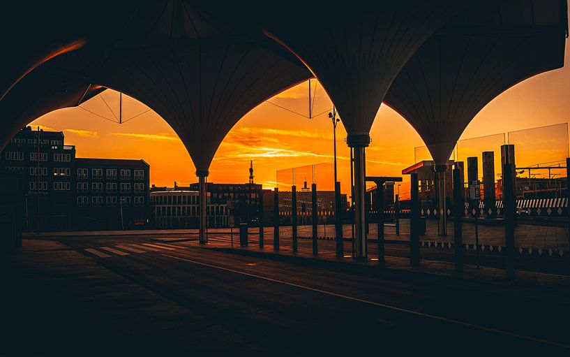 Coucher de soleil Station de bus Leidsche Rijn par La Photographie Utréchoise