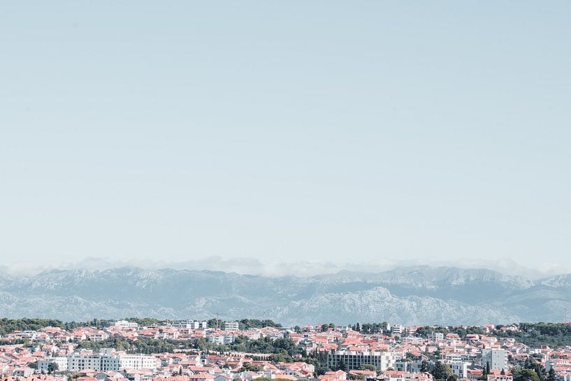 View of Zadar with mountains in the background by Elma Maaskant