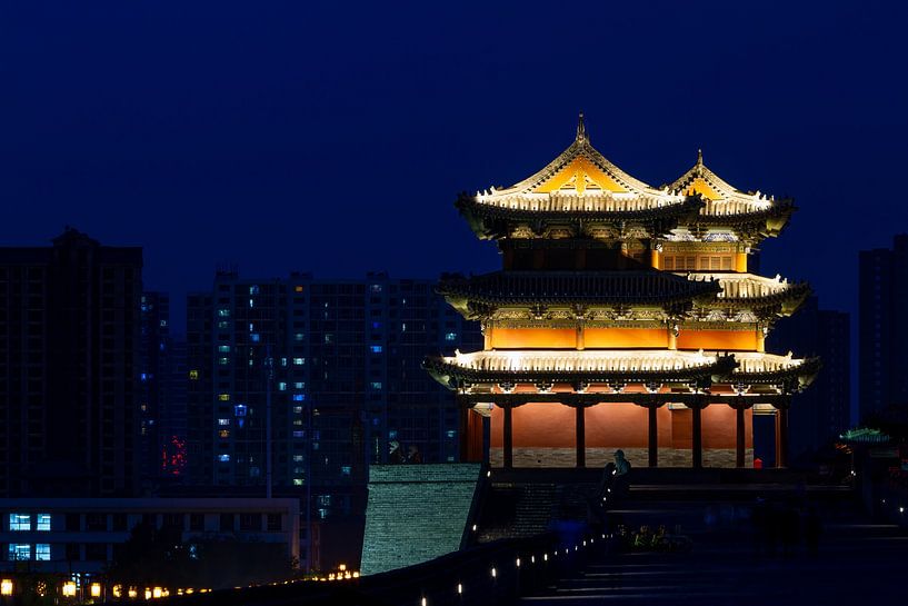 The city wall of Datong in China by Roland Brack