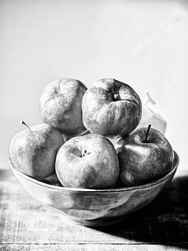 Schale mit Äpfeln von Martijn Hoogendoorn