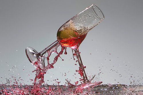 Throw in your own glasses 2