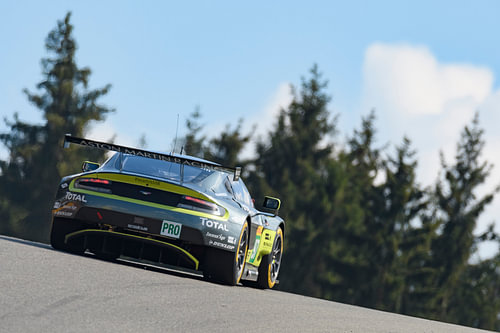Aston Martin Racing  Aston Martin Vantage V8 race wagen