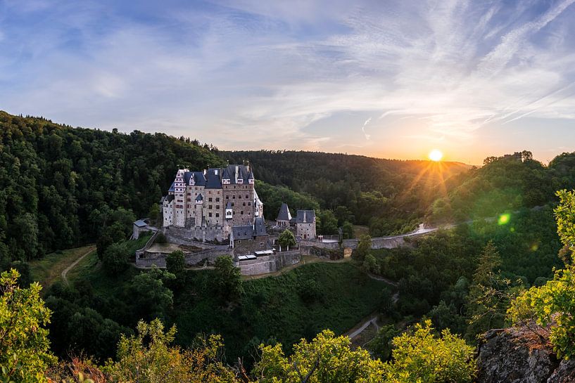 Panorama du Burg Eltz par Luc van der Krabben