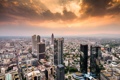 Skyline de Francfort sur davis davis