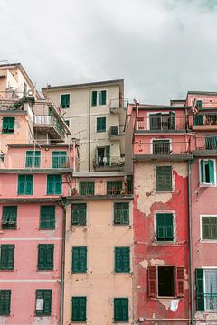 Die Farben der Cinque Terre in Ligurien | Fotodruck Italien | Europa farbenfrohe Reisefotografie von HelloHappylife