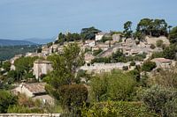 Das malerische Bonnieux im Luberon-Tal in Südfrankreich.