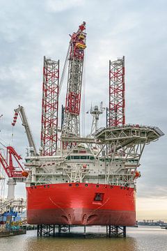 Seaway Ventus installatieschip. van Jaap van den Berg
