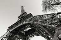 Parijs Eiffeltoren in perspectief van JPWFoto thumbnail