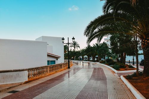 De boulevard in Santa-Eulalia | Ibiza