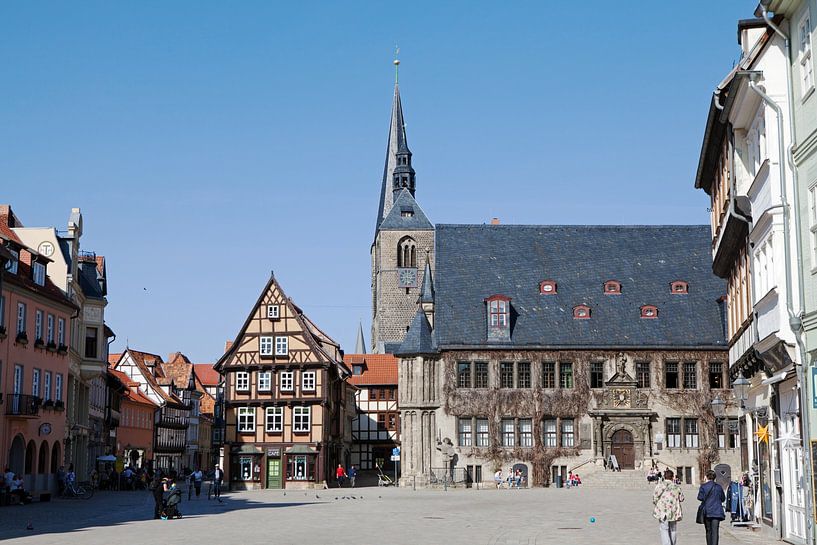 Deutschland: Welterbestadt Quedlinburg - Marktplatz mit Rathaus und Marktkirche St. Benedikti von t.ART