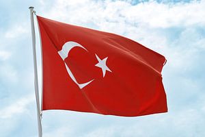 Türkische Flagge im Wind