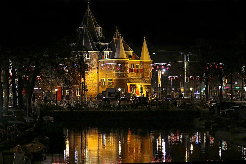 nieuwmarkt by night by gea strucks