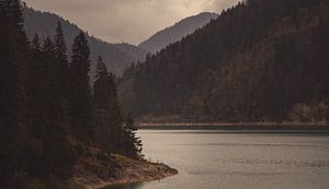 Herbst am Sylvensteinsee, Isarwinkel