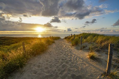 Strand, Dünen, Meer und Sonne von Dirk van Egmond