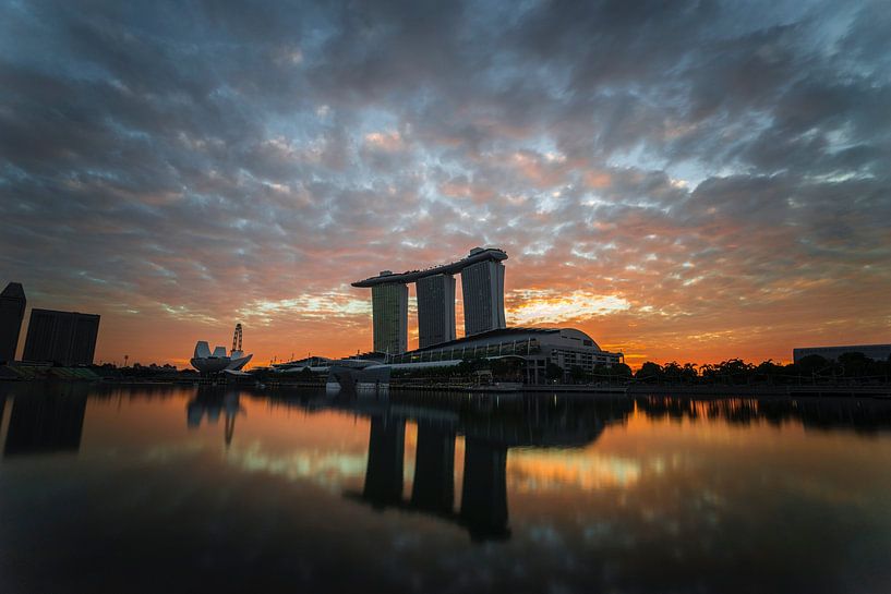 Singapore by Hello Pompoyo