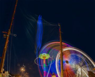 Fête foraine sur la place du Dam à Amsterdam sur Ardi Mulder