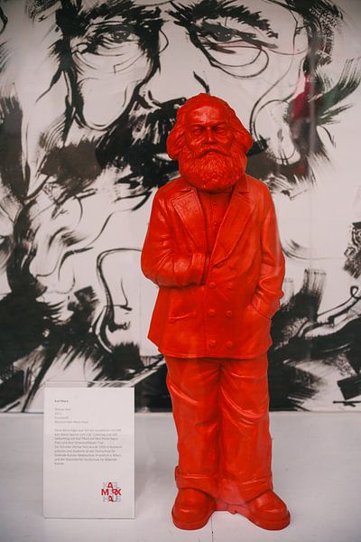 Statue de Karl Marx à Trèves par Luis Emilio Villegas Amador