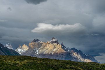 Los Cuernos à Torres Del Paine sur Gerry van Roosmalen