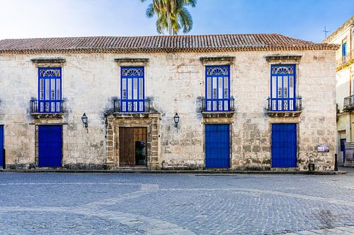 Kleurrijk gebouw in Havana, Cuba