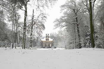 Kasteel Oldenaller in de sneeuw