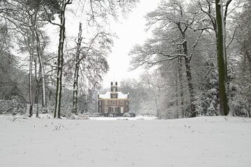 Oldenaller castle in the snow by Felix Sedney
