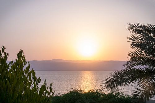 Zonsondergang dode zee Jordanië