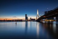 Blue hour in Rotterdam van Ilya Korzelius thumbnail