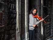 De voorzichtige violist van Emil Golshani thumbnail
